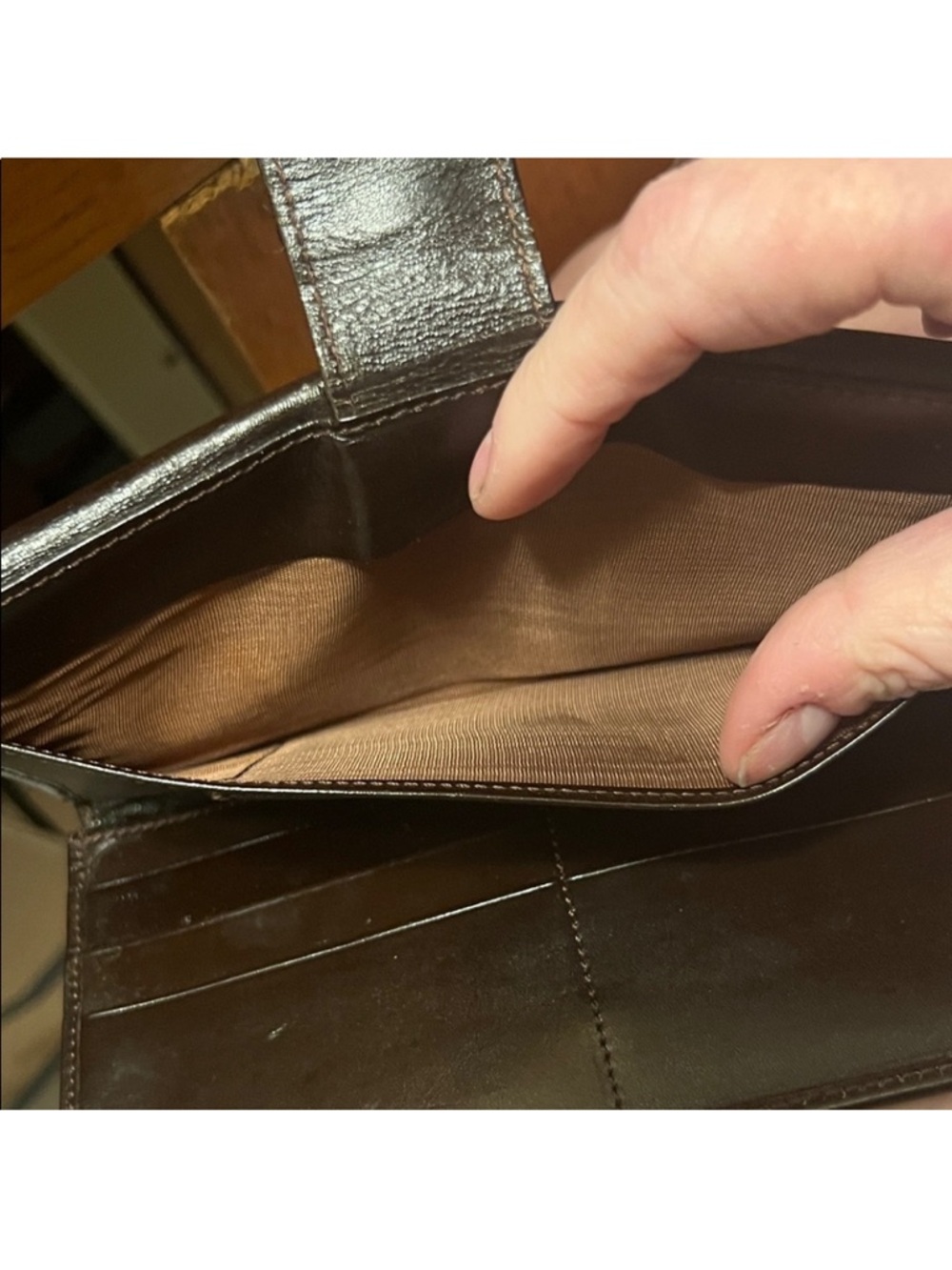 Fendi Brown & Black Logo Chain Shoulder Wallet - Picture 9 of 13